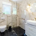 Family Friendly House With A Swimming Pool Supetar, Brac - 23813 Hébergement de vacances Supetar